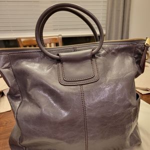 Large Shelia Hobo
